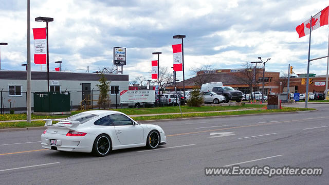 Porsche 911 GT3 spotted in Toronto, Ontario, Canada