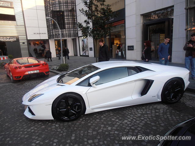 Lamborghini Aventador spotted in Istanbul, Turkey