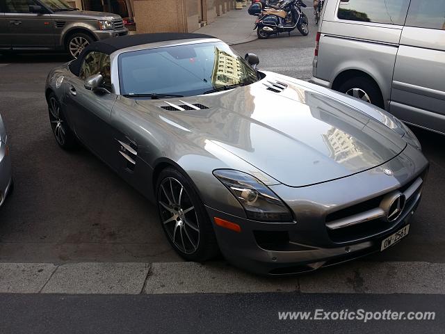 Mercedes SLS AMG spotted in Vienna, Austria