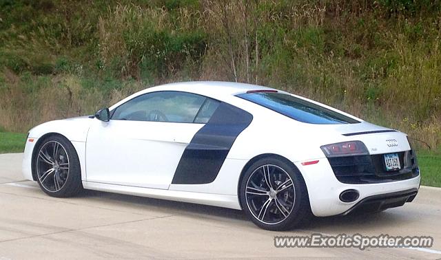 Audi R8 spotted in Clive, Iowa