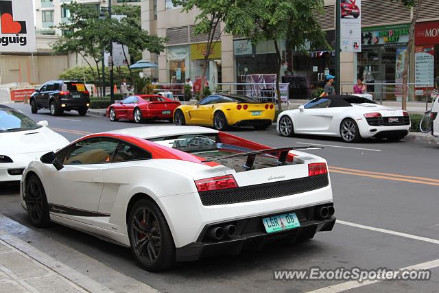 Lamborghini Gallardo spotted in Taguig, Philippines