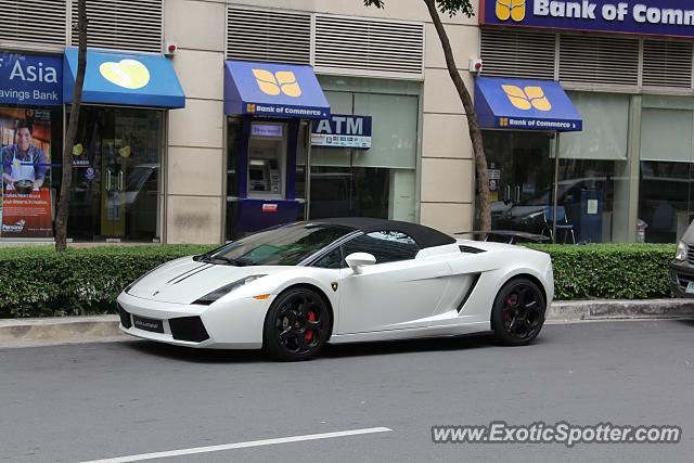 Lamborghini Gallardo spotted in Taguig, Philippines