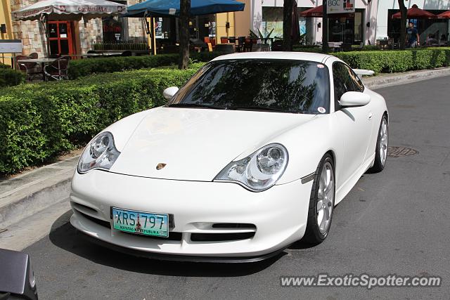 Porsche 911 GT3 spotted in Taguig, Philippines