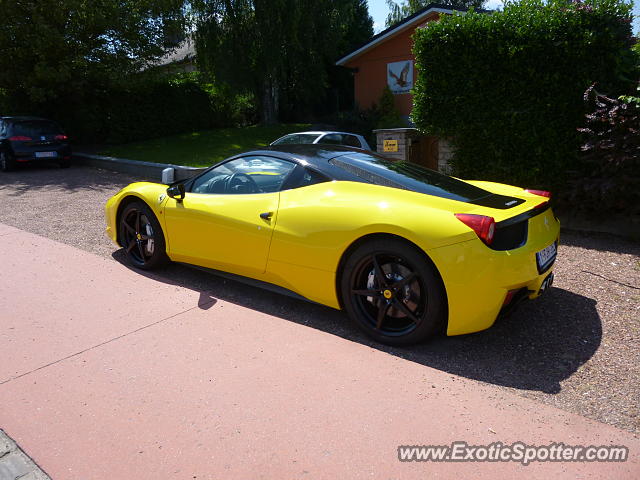 Ferrari 458 Italia spotted in Sterrebeek, Belgium