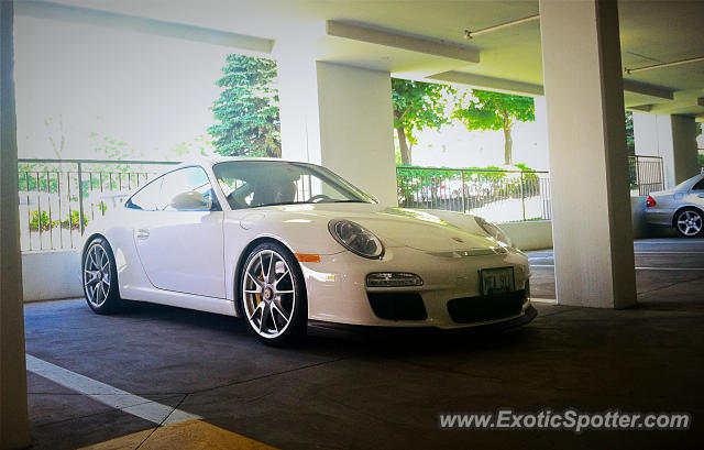 Porsche 911 GT3 spotted in Toronto, Canada