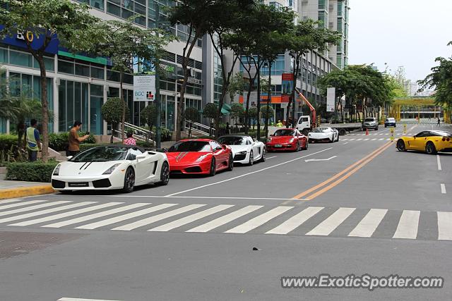 Lamborghini Gallardo spotted in Taguig, Philippines