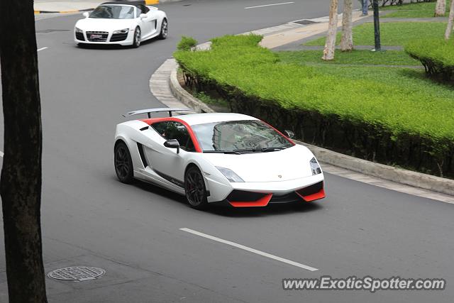 Lamborghini Gallardo spotted in Taguig, Philippines