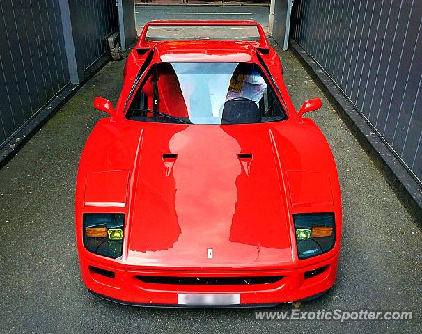 Ferrari F40 spotted in Paris, France