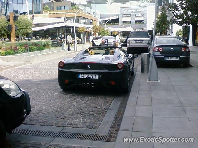 Ferrari 458 Italia spotted in Istanbul, Turkey