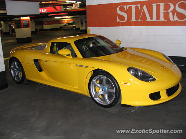 Porsche Carrera GT spotted in Toronto, Canada