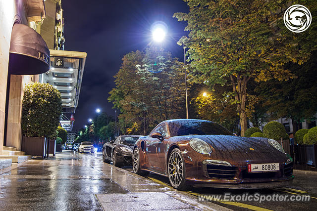 Porsche 911 Turbo spotted in Paris, France