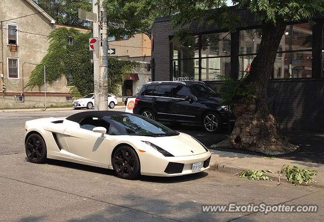 Lamborghini Gallardo spotted in Toronto, Canada