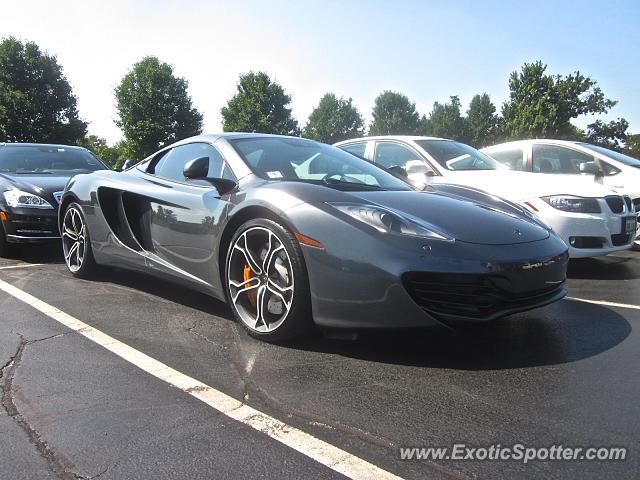 Mclaren MP4-12C spotted in Northfield, Illinois