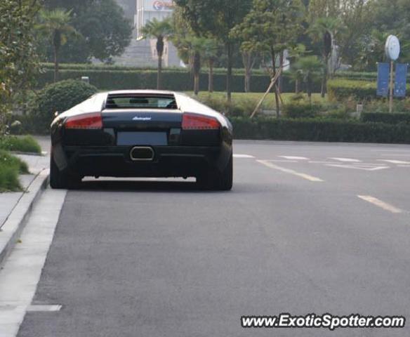 Lamborghini Murcielago spotted in Zhejiang, China