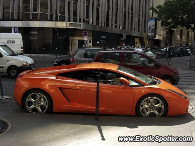 Lamborghini Gallardo spotted in Paris, France