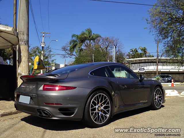 Porsche 911 Turbo spotted in São Paulo, Brazil