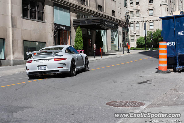 Porsche 911 GT3 spotted in Montreal, Canada