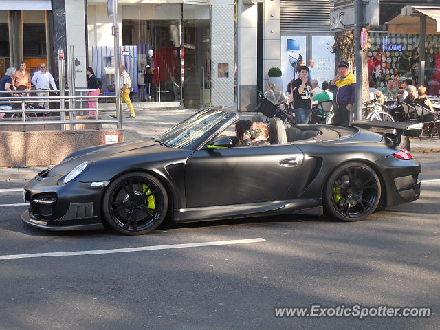 Porsche 911 GT3 spotted in Düsseldorf, Germany