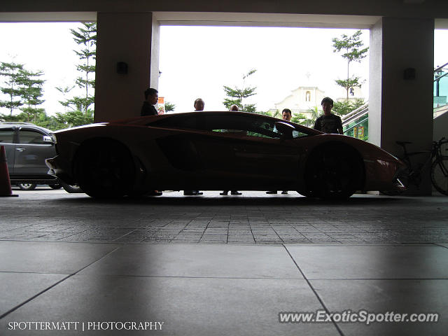 Lamborghini Aventador spotted in Taguig, Philippines