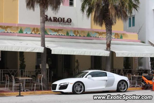 Audi R8 spotted in South Beach, Florida