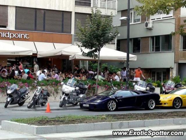 Lamborghini Diablo spotted in Istabul, Turkey