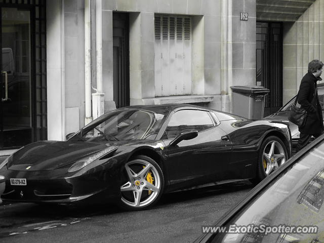 Ferrari 458 Italia spotted in Paris, France