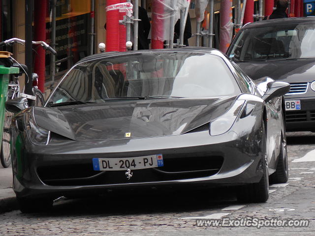 Ferrari 458 Italia spotted in Paris, France