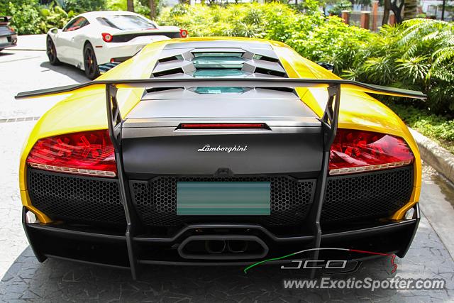 Lamborghini Murcielago spotted in Makati City, Philippines