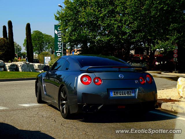 Nissan GT-R spotted in Le Pontet, France