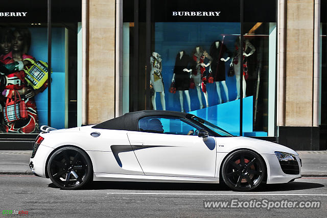 Audi R8 spotted in London, United Kingdom