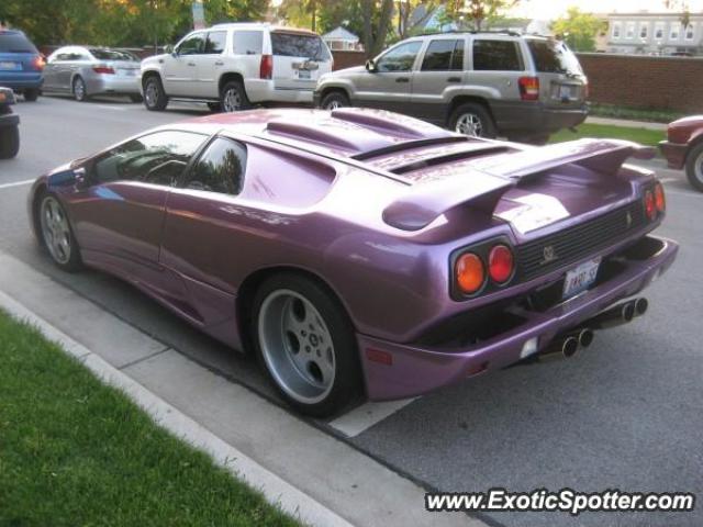 Lamborghini Diablo spotted in Barrington, Illinois