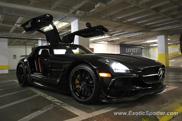 Mercedes SLS AMG spotted in Dallas, Texas