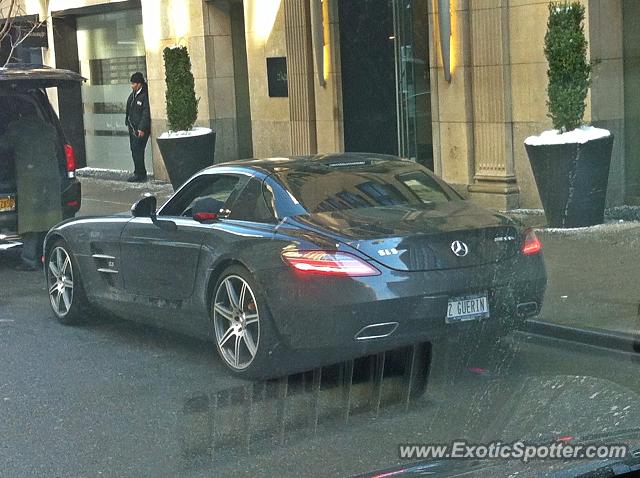 Mercedes SLS AMG spotted in Manhattan, New York