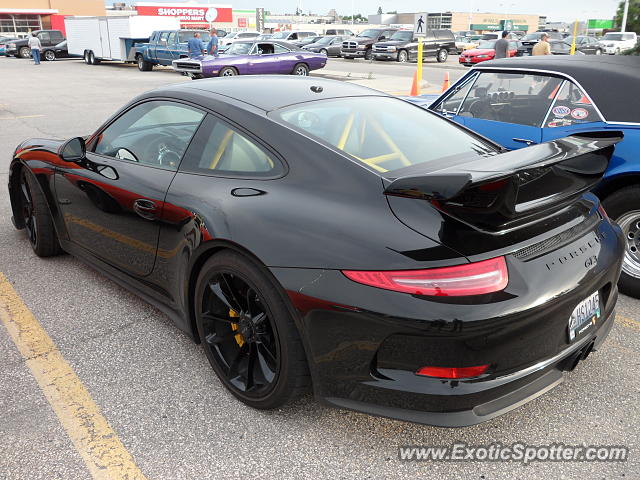 Porsche 911 GT3 spotted in Winnipeg, Canada