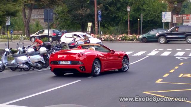 Ferrari California spotted in Bergamo, Italy