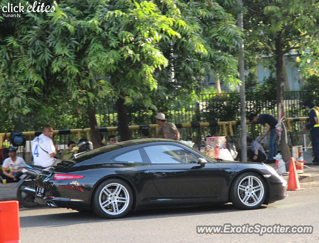 Porsche 911 spotted in Jakarta, Indonesia