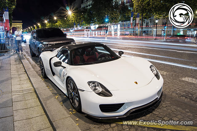 Porsche 918 Spyder spotted in Paris, France