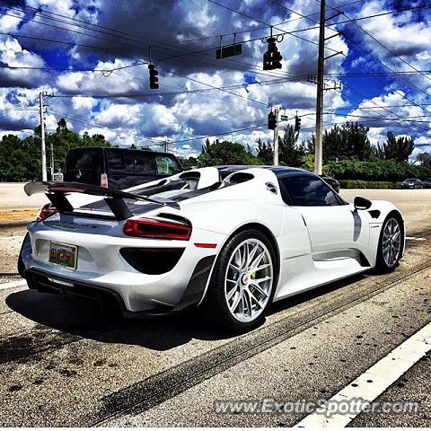 Porsche 918 Spyder spotted in Fort Lauderdale, Florida