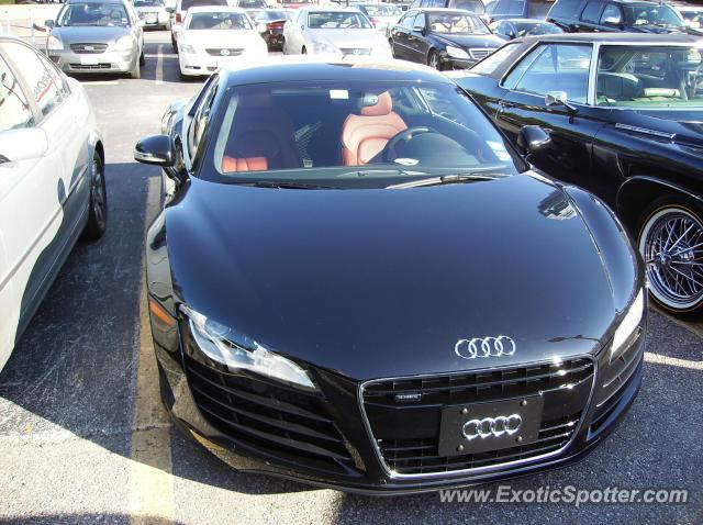 Audi R8 spotted in Houston, Texas