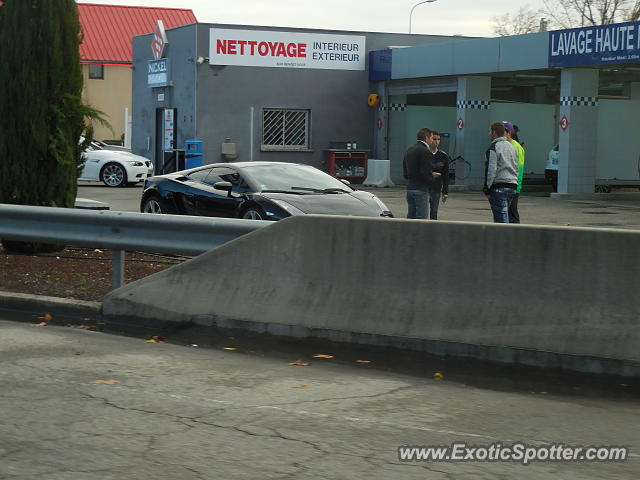 Lamborghini Gallardo spotted in Le Pontet, France