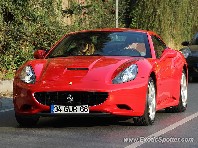 Ferrari California spotted in Istanbul, Turkey