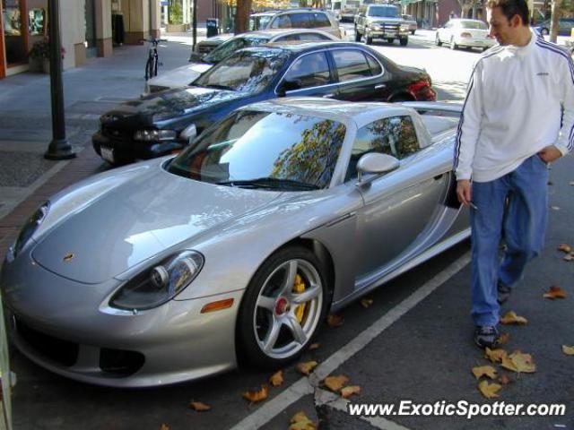 Porsche Carrera GT spotted in Palo Alto, California