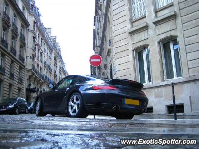 Porsche 911 Turbo spotted in Paris, France