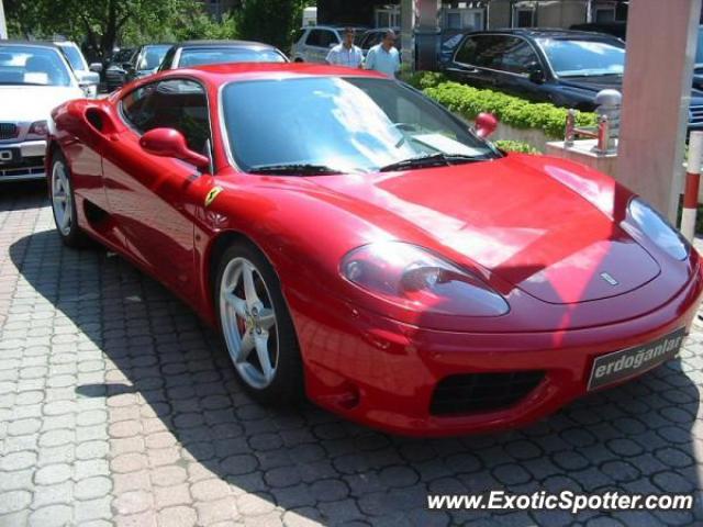 Ferrari 360 Modena spotted in Istanbul, Turkey