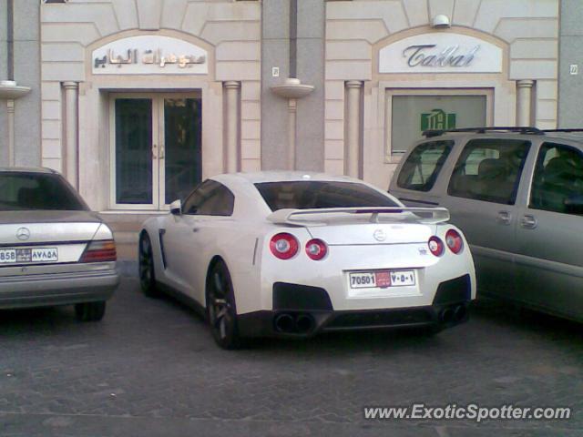 Nissan Skyline spotted in ABU DHABI, United Arab Emirates