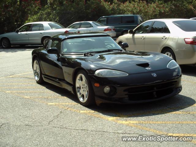 Dodge Viper spotted in Houston, Texas