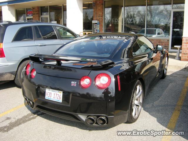 Nissan Skyline spotted in Lake Zurich, Illinois