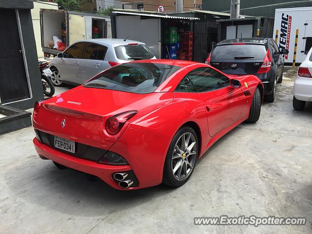 Ferrari California spotted in Fortaleza, Brazil