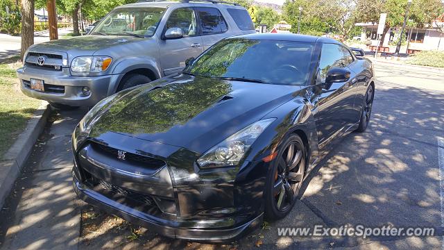 Nissan GT-R spotted in Moab, Utah