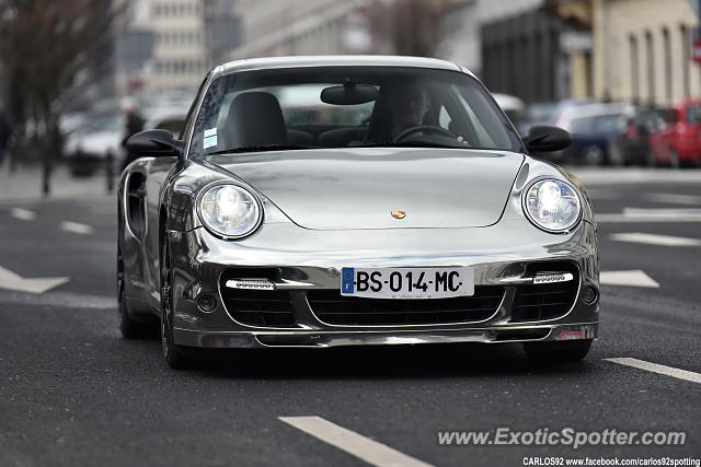 Porsche 911 Turbo spotted in Warsaw, Poland